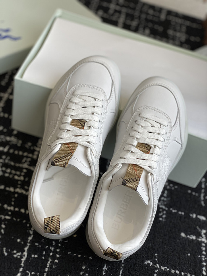 BUB sneaker