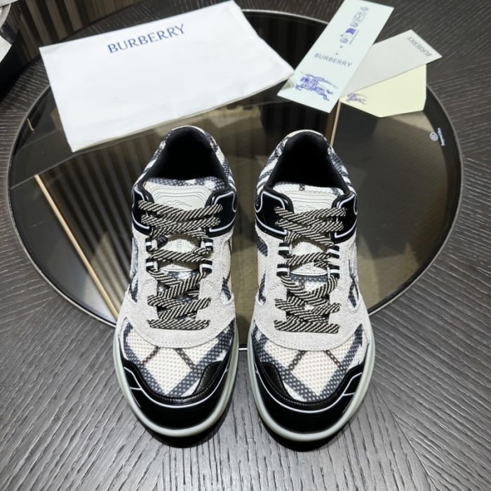 BUB sneaker