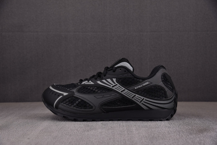 BV sneaker