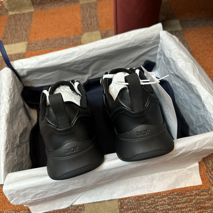 D10R B25 SNEAKER