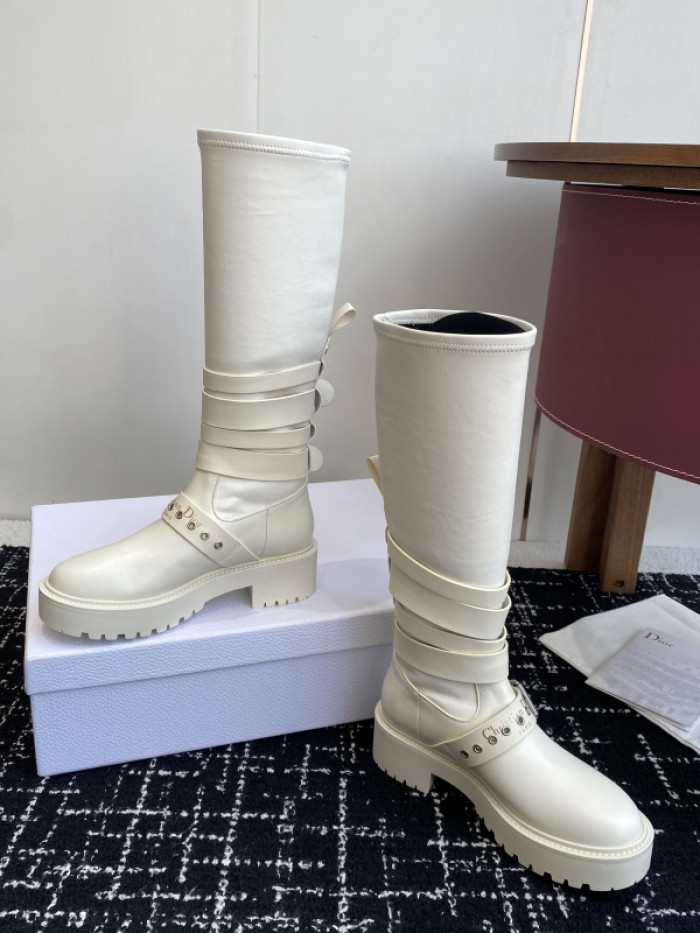 D10R boot