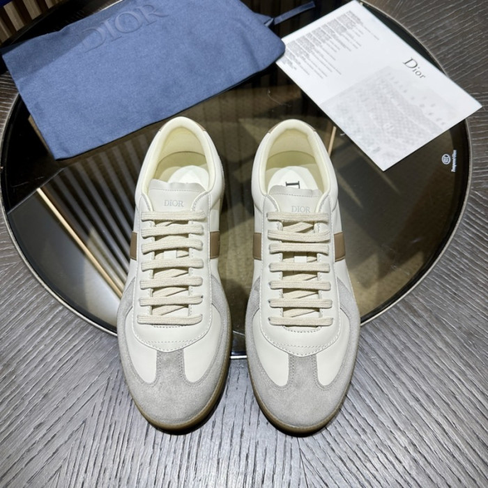 D10R SNEAKER