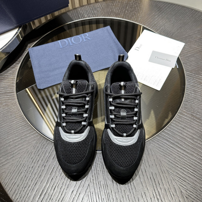 D10R SNEAKER