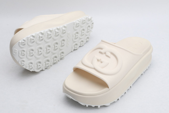 GUI SANDAL