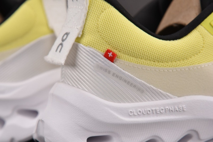 l01w1 SNEAKER