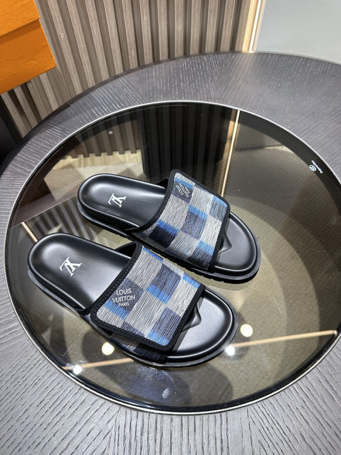 L0VT SANDAL