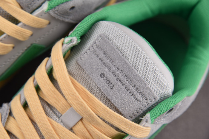 OFW SNEAKER