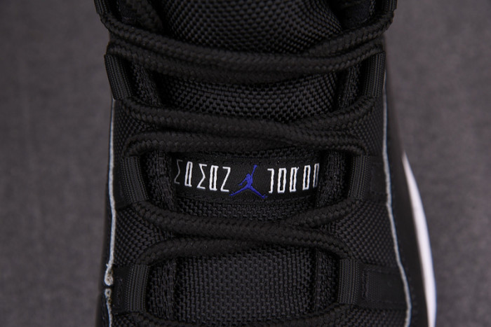 AIR JORDAN 11 RETRO "SPACE JAM 2016 RELEASE" MENS 378037-003
